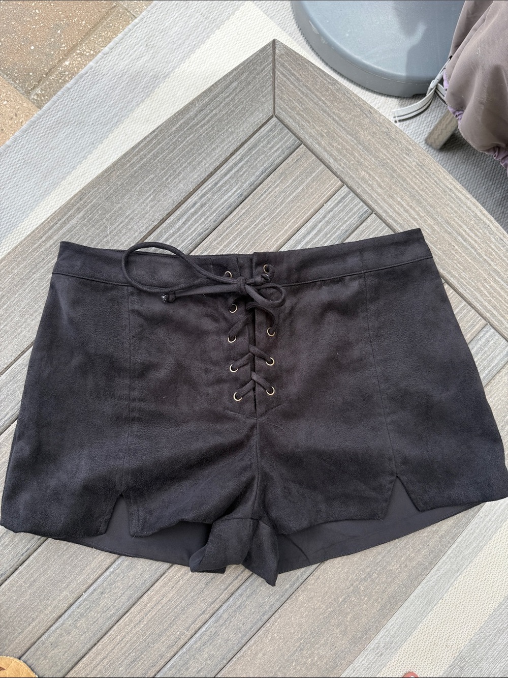 Lucca Black Lace-Up Women’s Shorts Sz M